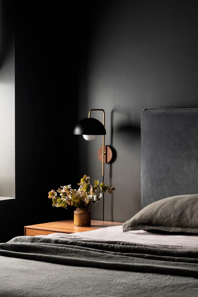 Stadthaus aus den 1880er Jahren in der Nähe des Van Vorst Parks in Jersey City, New Jersey, entworfen von Elaine Santos Gästezimmer