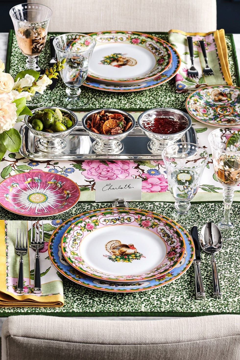 silberne Namensschilder