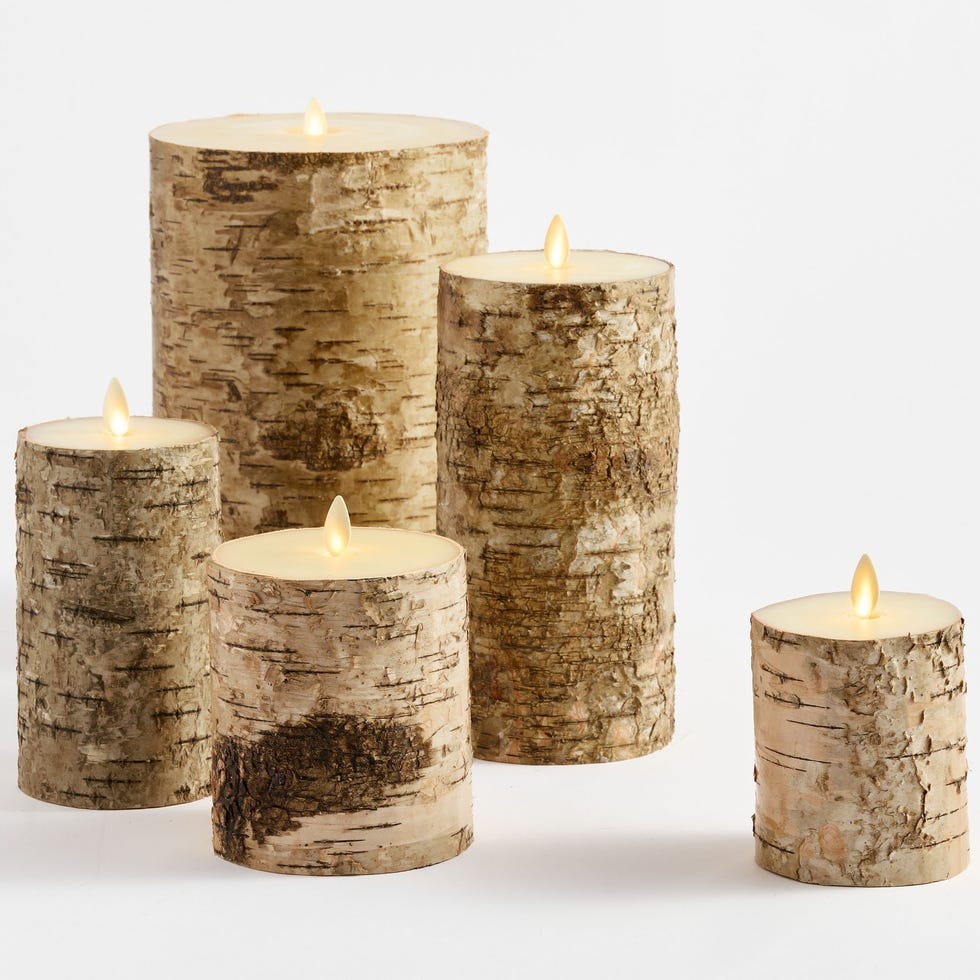 Flackernde flammenlose Premium-Kerze – Birkenstruktur Flackernde flammenlose Premium-Kerze – Birkenstruktur