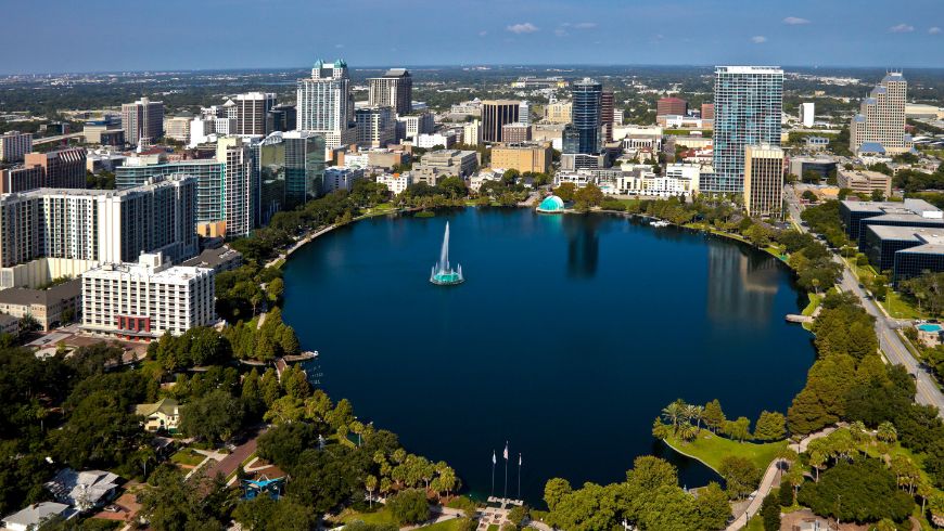 Orlando, Areeal Blick auf die Stadt und den Eola -Lake Park