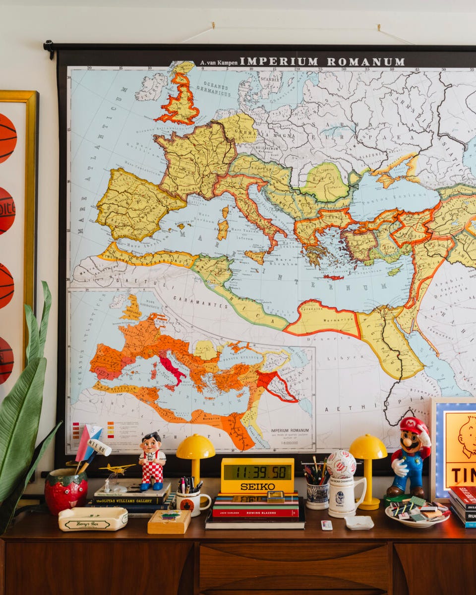 Karte des römischen Reiches als Wandkunst in einer Dekoration dargestellt