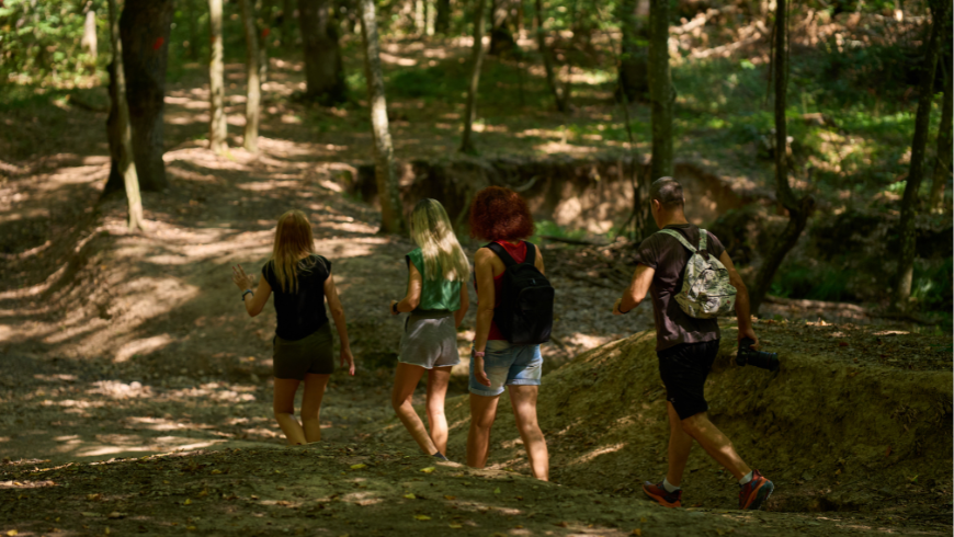 Die Waldtherapie ist gut für unsere Gesundheit und die unserer Kinder