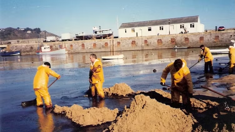 Three decades on from Wales’ biggest oil spill, how the Sea Empress disaster changed shipping