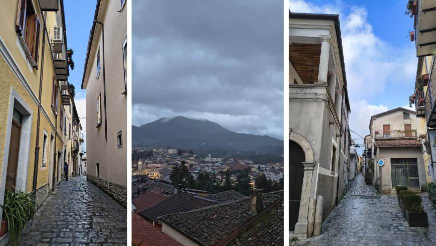 Blick auf das Dorf Rotonda und die gepflasterten Straßen. Basilikata, Italien
