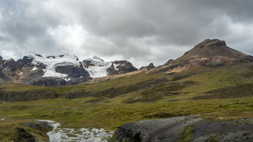 Wie vulkanisches Gelände alles beim Wandern in Island verändert