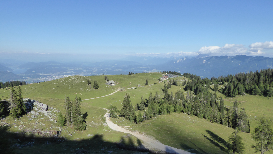 Luftaufnahme der Landschaft in Kärnten, Österreich
