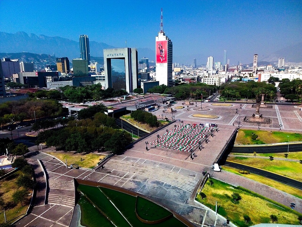 Makroplaza