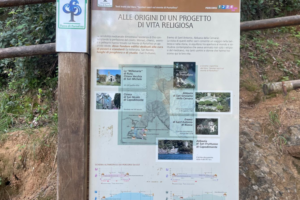 Trekking auf der verborgenen Seite von Portofino: von San Fruttuoso bis La Cervara, zwischen Einsiedeleien, Wäldern und Meer