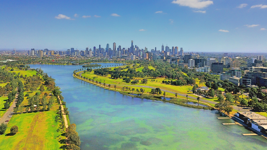 Skyline von Melbourne und Albert Park Lake