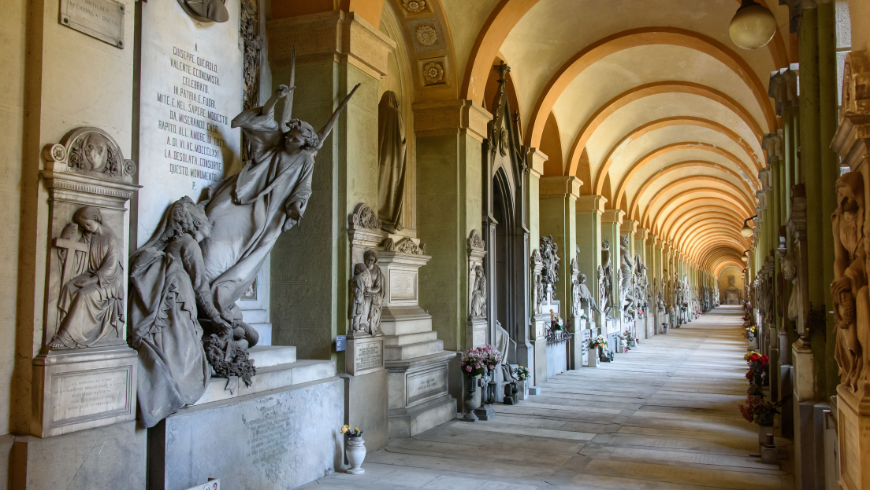 Monumentaler Friedhof von Staglien