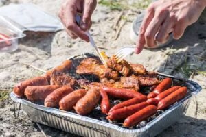 Waldbrände: Warum Einweggrills aus einigen Parks und Stränden verboten sind